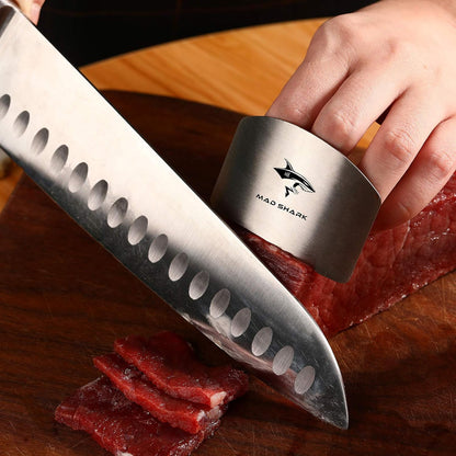 Chef Finger Guards for Cutting with Gift Box, 2Pcs Premium 304 Stainless Steel Finger Protectors for Cutting, Slicing and Chopping Vegetables, Fruits and Meat, Avoid Hurting Kitchen Tools